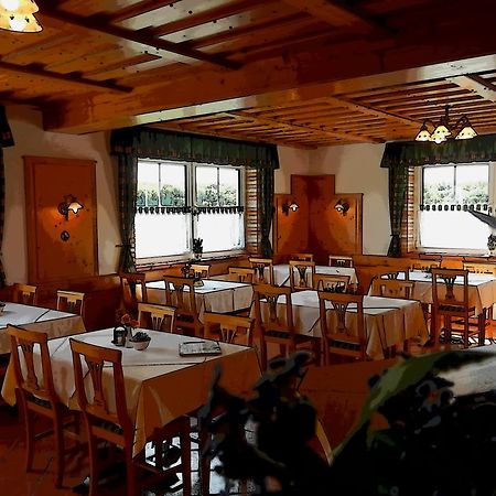 Pulkau Pension Rudi - Weingut Kellner酒店 外观 照片