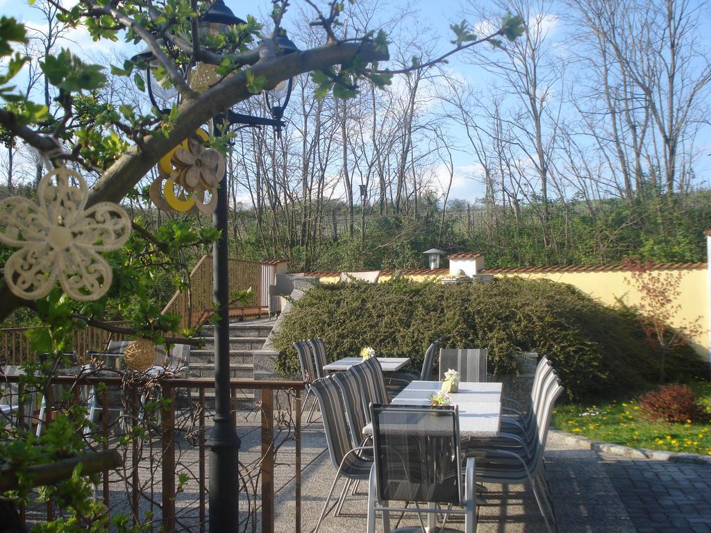 Pulkau Pension Rudi - Weingut Kellner酒店 外观 照片